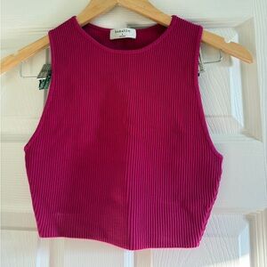 NWOT Babaton Women's Pink Ribbed Crop Top